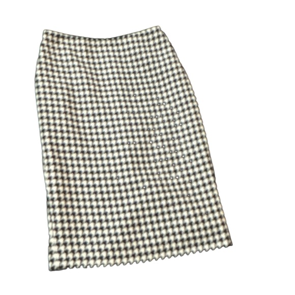 Charles Gray London Dresses & Skirts - Black and White Houndstooth Pencil Wool Skirt with Slit